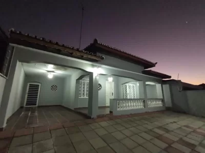 Casa térrea grande